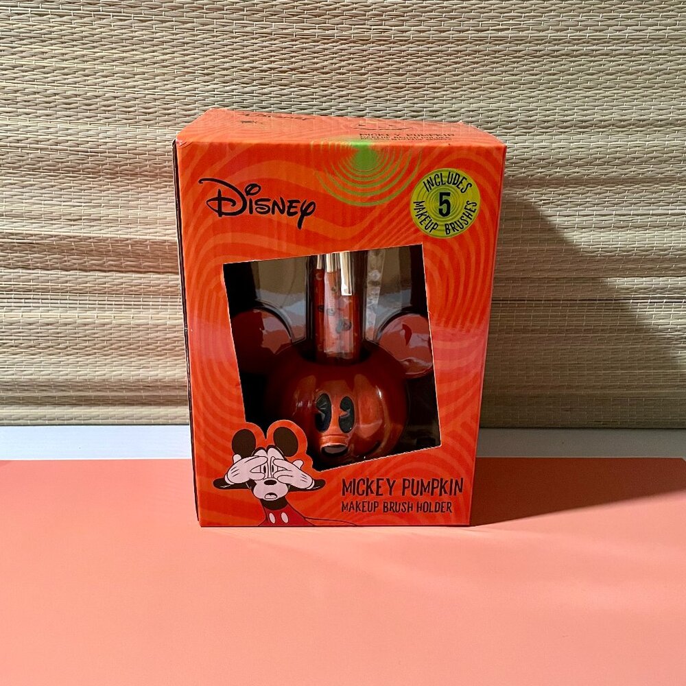Mickey Pumpkin Makeup Brushes and Holder